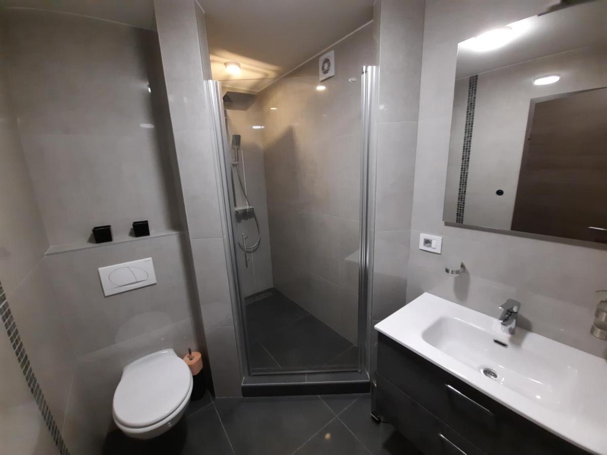 Apartmani New York Нова Градишка Екстериор снимка