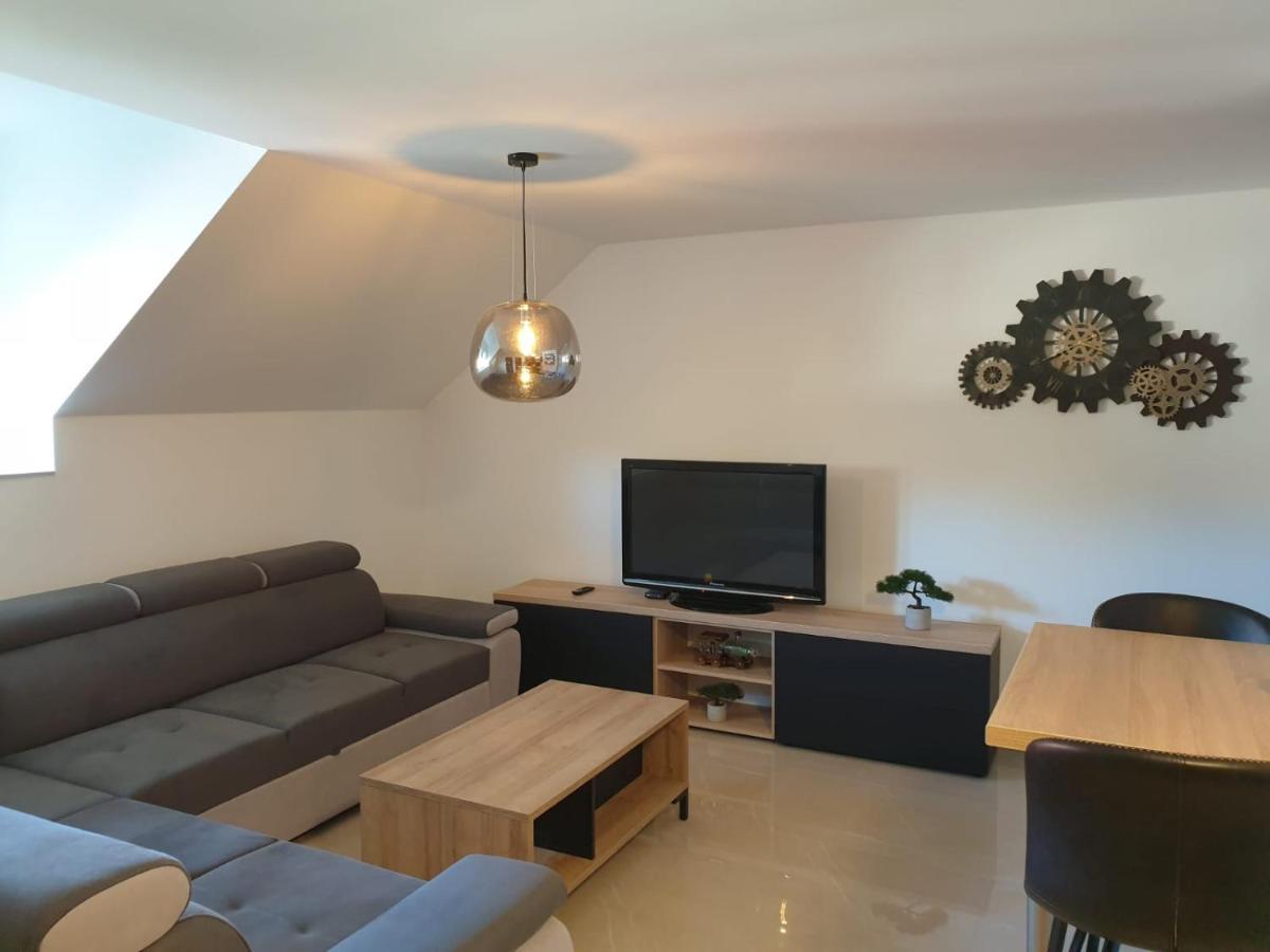 Apartmani New York Нова Градишка Екстериор снимка