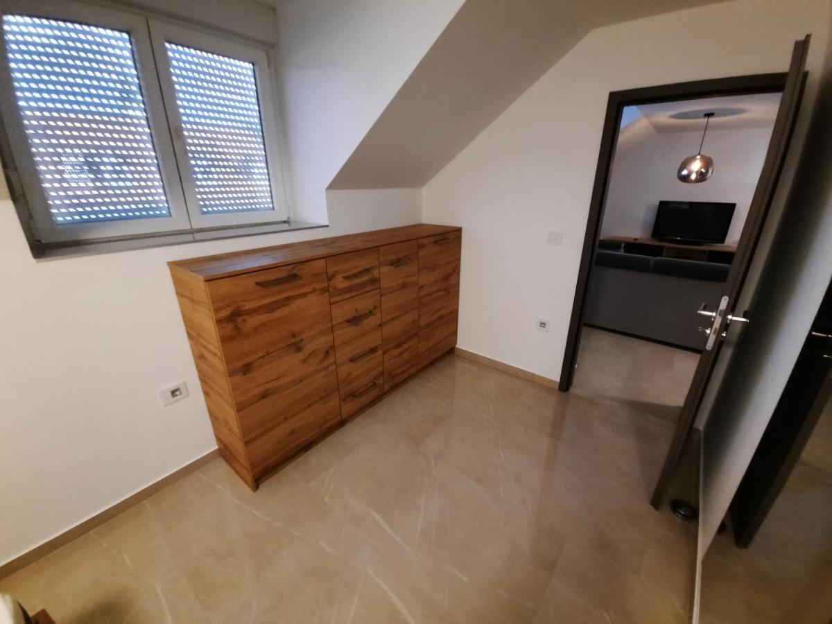 Apartmani New York Нова Градишка Екстериор снимка
