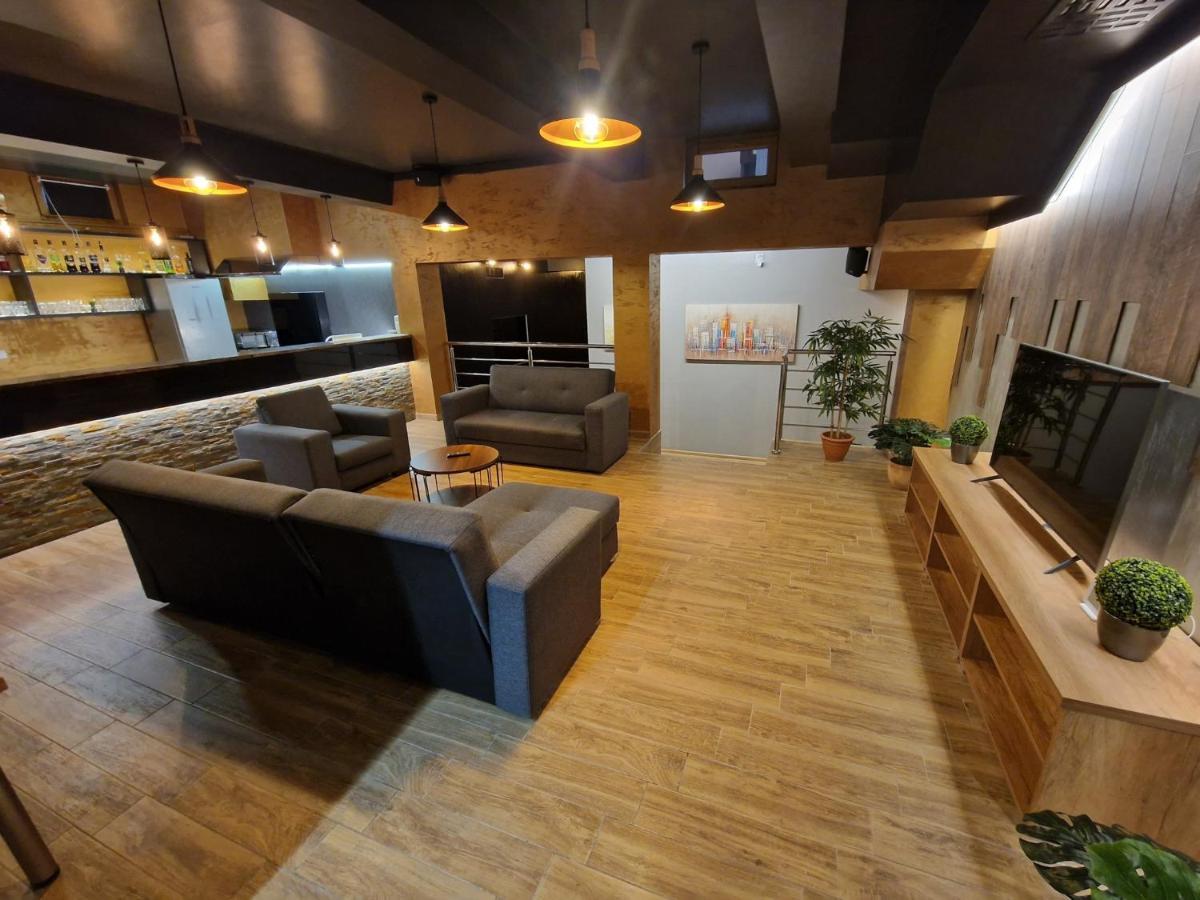 Apartmani New York Нова Градишка Екстериор снимка